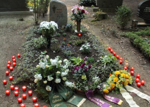 Grab von Helmut Sackers auf dem Städtischen Friedhof Halberstadt