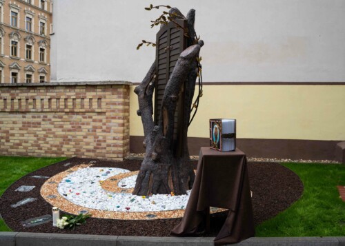 Denkmal auf dem Gelände der Synagoge